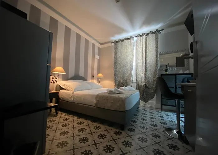 The World Paradise * Tropea