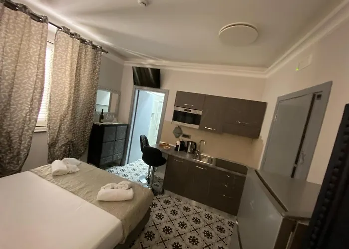 The World Paradise Nyaraló Tropea